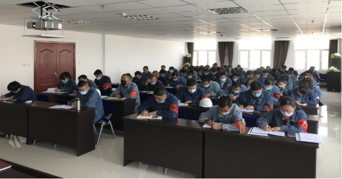 3044am永利集团工投公司二届党委召开2020年第四次理论中心组学习（扩大）会